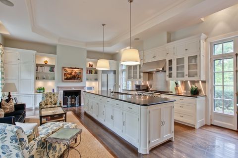 Tiny photo for 131 Moffett Road, Lake Bluff, IL 60044 (MLS # 12272993)