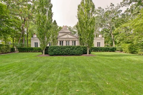 Tiny photo for 131 Moffett Road, Lake Bluff, IL 60044 (MLS # 12272993)