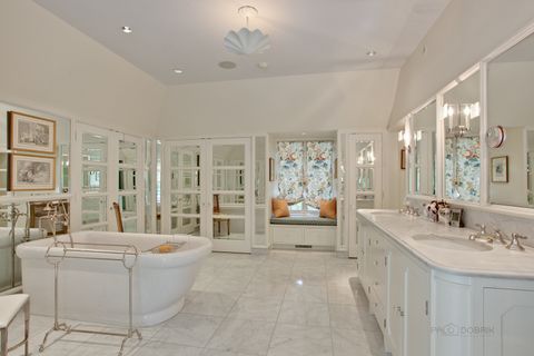 Tiny photo for 131 Moffett Road, Lake Bluff, IL 60044 (MLS # 12272993)