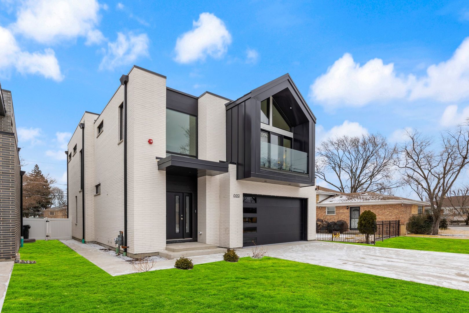 8109 E Prairie Road