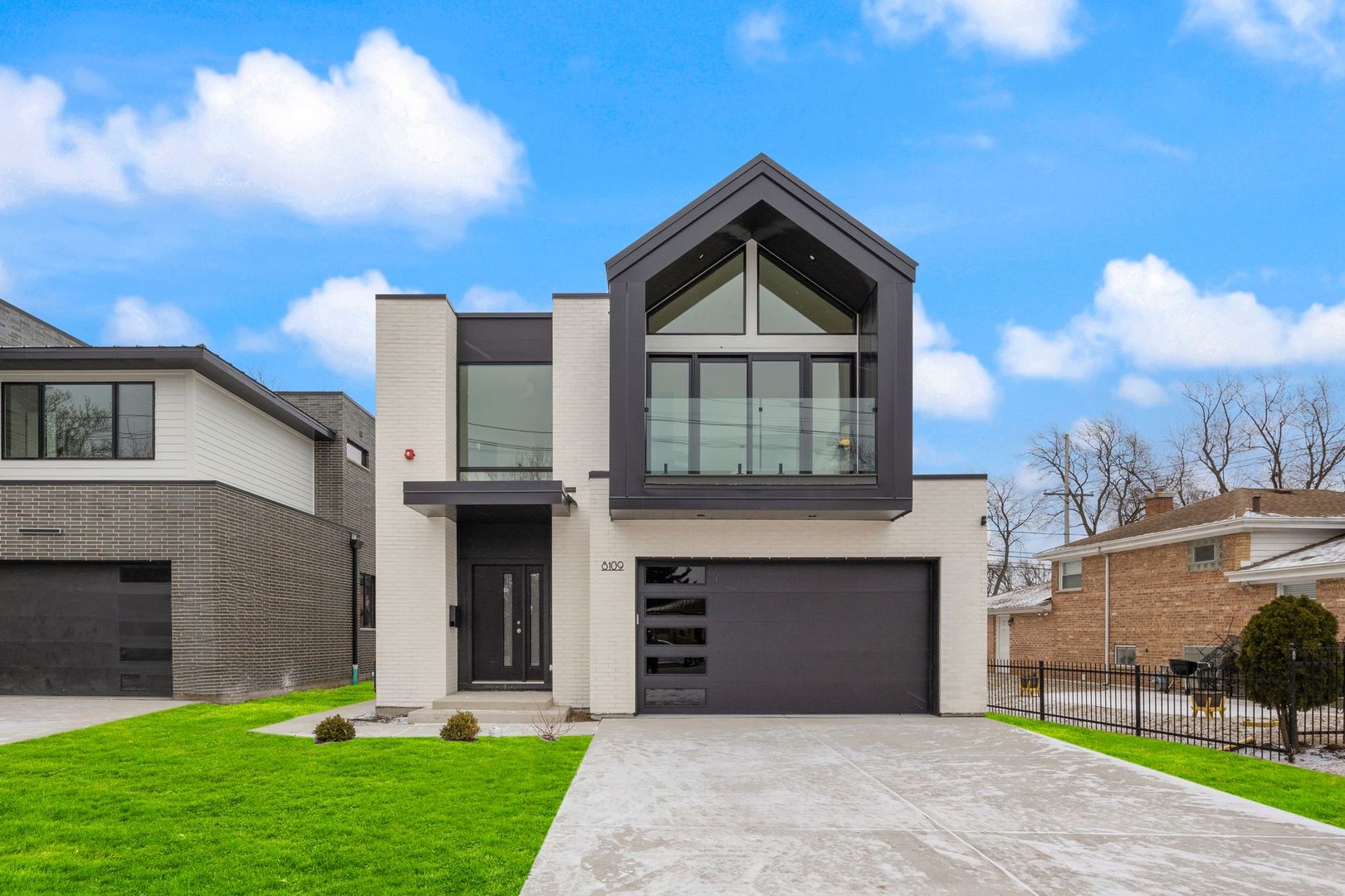 8109 E Prairie Road