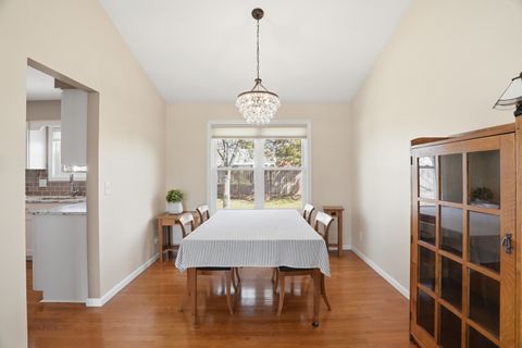 Tiny photo for 330 Indian Ridge Trail, Wauconda, IL 60084 (MLS # 12605483)