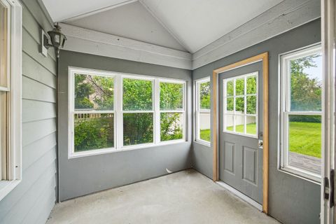 Tiny photo for 1333 W Sable Drive, Addison, IL 60101 (MLS # 12642487)