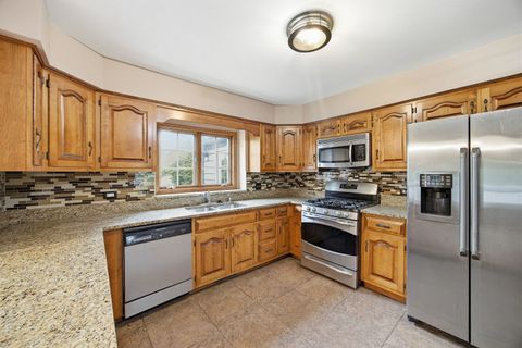 Tiny photo for 1333 W Sable Drive, Addison, IL 60101 (MLS # 12642487)
