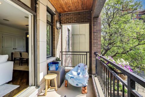 Tiny photo for 456 W Briar Place #2, Chicago, IL 60657 (MLS # 12591648)