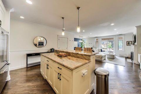 Tiny photo for 456 W Briar Place #2, Chicago, IL 60657 (MLS # 12591648)