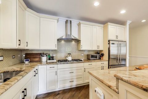 Tiny photo for 456 W Briar Place #2, Chicago, IL 60657 (MLS # 12591648)