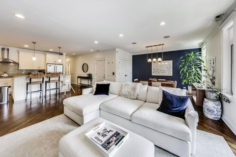 Tiny photo for 456 W Briar Place #2, Chicago, IL 60657 (MLS # 12591648)