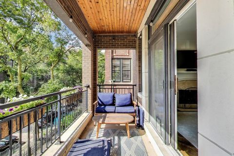 Tiny photo for 456 W Briar Place #2, Chicago, IL 60657 (MLS # 12591648)