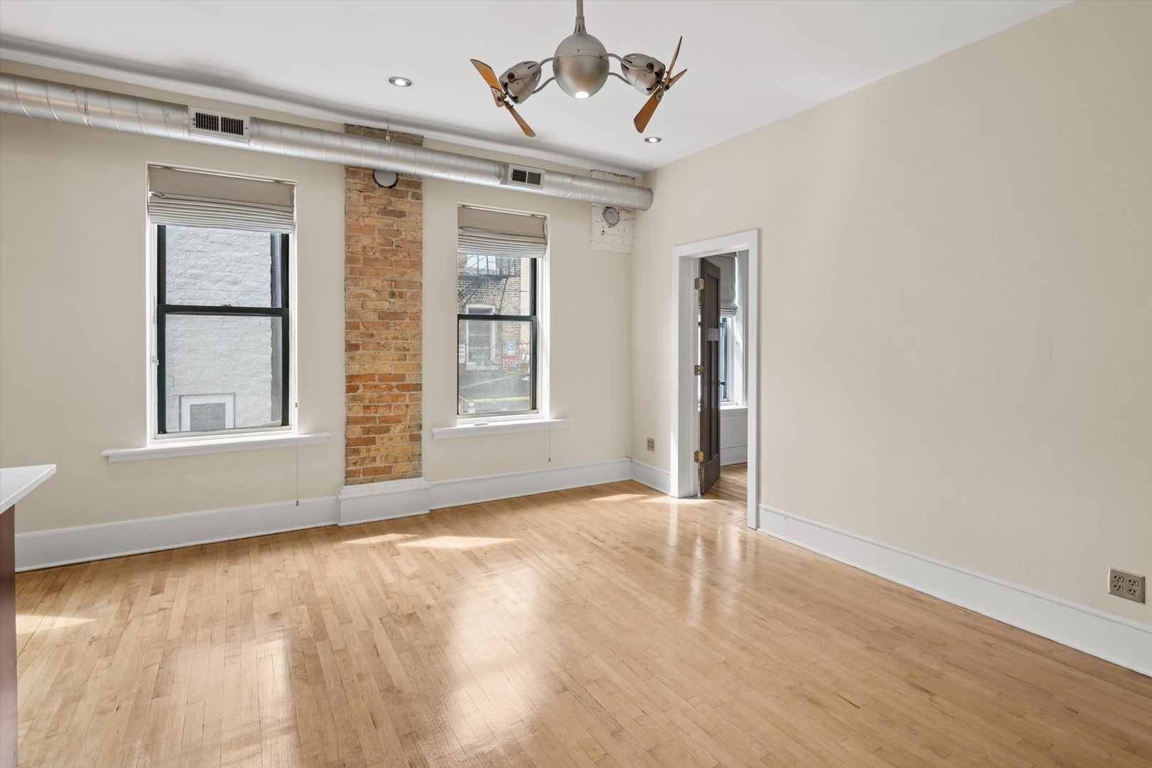 1117 W Fry Street 5