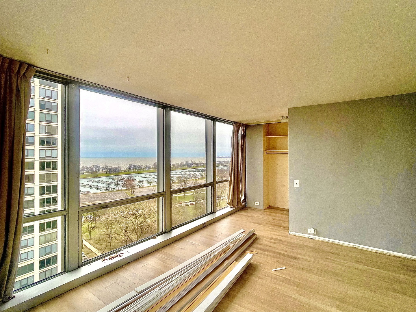 330 W DIVERSEY Parkway 1508