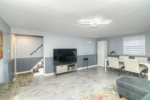 Tiny photo for 284 E Jefferson Street, Bensenville, IL 60106 (MLS # 12503603)