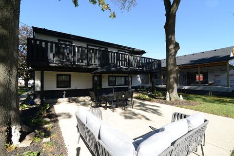 Tiny photo for 284 E Jefferson Street, Bensenville, IL 60106 (MLS # 12503603)