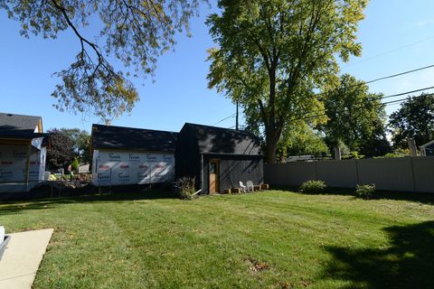 Tiny photo for 284 E Jefferson Street, Bensenville, IL 60106 (MLS # 12503603)