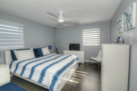 Tiny photo for 284 E Jefferson Street, Bensenville, IL 60106 (MLS # 12503603)