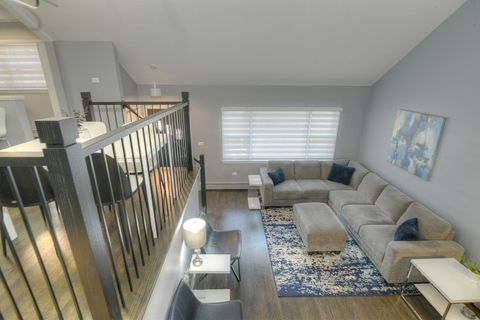 Tiny photo for 284 E Jefferson Street, Bensenville, IL 60106 (MLS # 12503603)