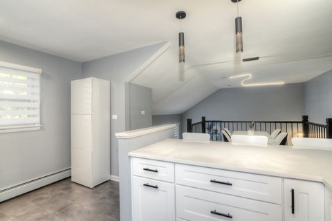 Tiny photo for 284 E Jefferson Street, Bensenville, IL 60106 (MLS # 12503603)