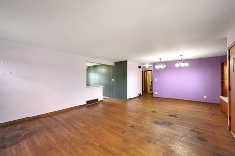 Tiny photo for 18446 Glen Oak Avenue, Lansing, IL 60438 (MLS # 12578862)