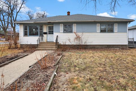 Photo of 18446 Glen Oak Avenue, Lansing, IL 60438 (MLS # 12578862)