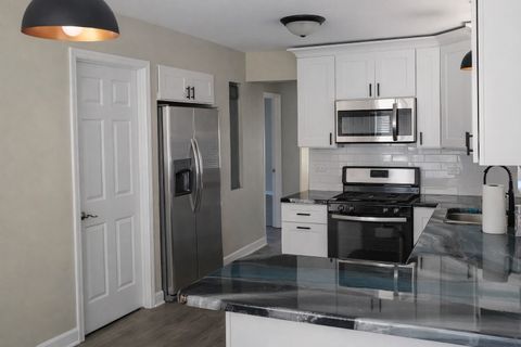 Tiny photo for 15029 Irving Avenue, Dolton, IL 60419 (MLS # 12553078)