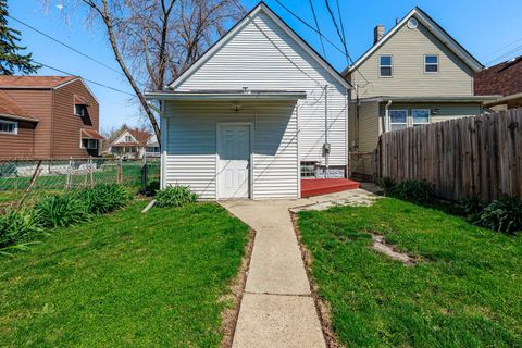 Tiny photo for 82 ISA Avenue, Chicago Heights, IL 60411 (MLS # 12620819)