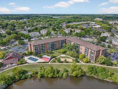 Tiny photo for 75 Kristin Circle #503, Schaumburg, IL 60195 (MLS # 12476505)