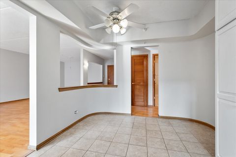 Tiny photo for 400 S Northwest Highway #301B, Park Ridge, IL 60068 (MLS # 12550211)