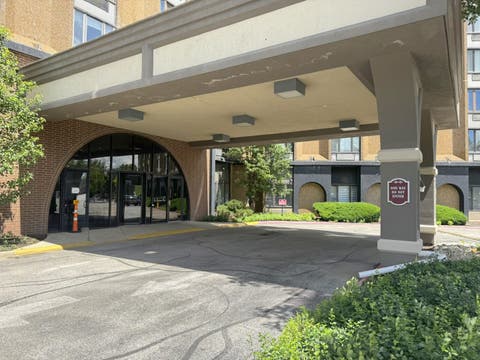 Tiny photo for 1 Renaissance Place #617, Palatine, IL 60067 (MLS # 12683954)