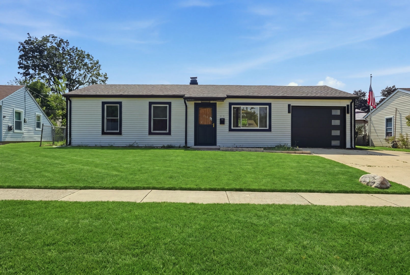 916 Mulberry Lane