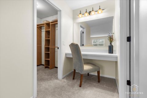 Tiny photo for 450 Trailside Drive, Lake Zurich, IL 60047 (MLS # 12478536)