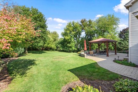 Tiny photo for 450 Trailside Drive, Lake Zurich, IL 60047 (MLS # 12478536)