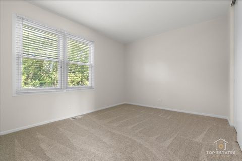 Tiny photo for 450 Trailside Drive, Lake Zurich, IL 60047 (MLS # 12478536)