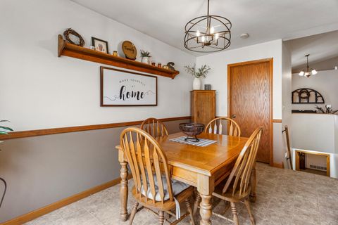 Tiny photo for 807 Heather Drive, Mahomet, IL 61853 (MLS # 12607756)