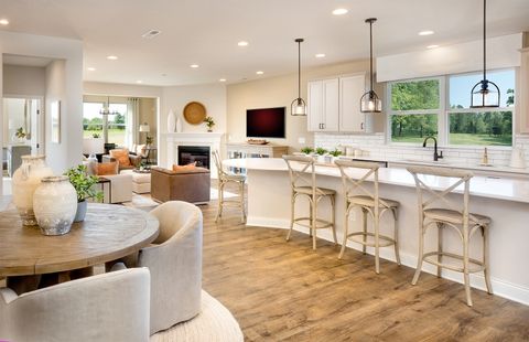 Tiny photo for Lindenhurst, IL 60046 (MLS # 12564638)