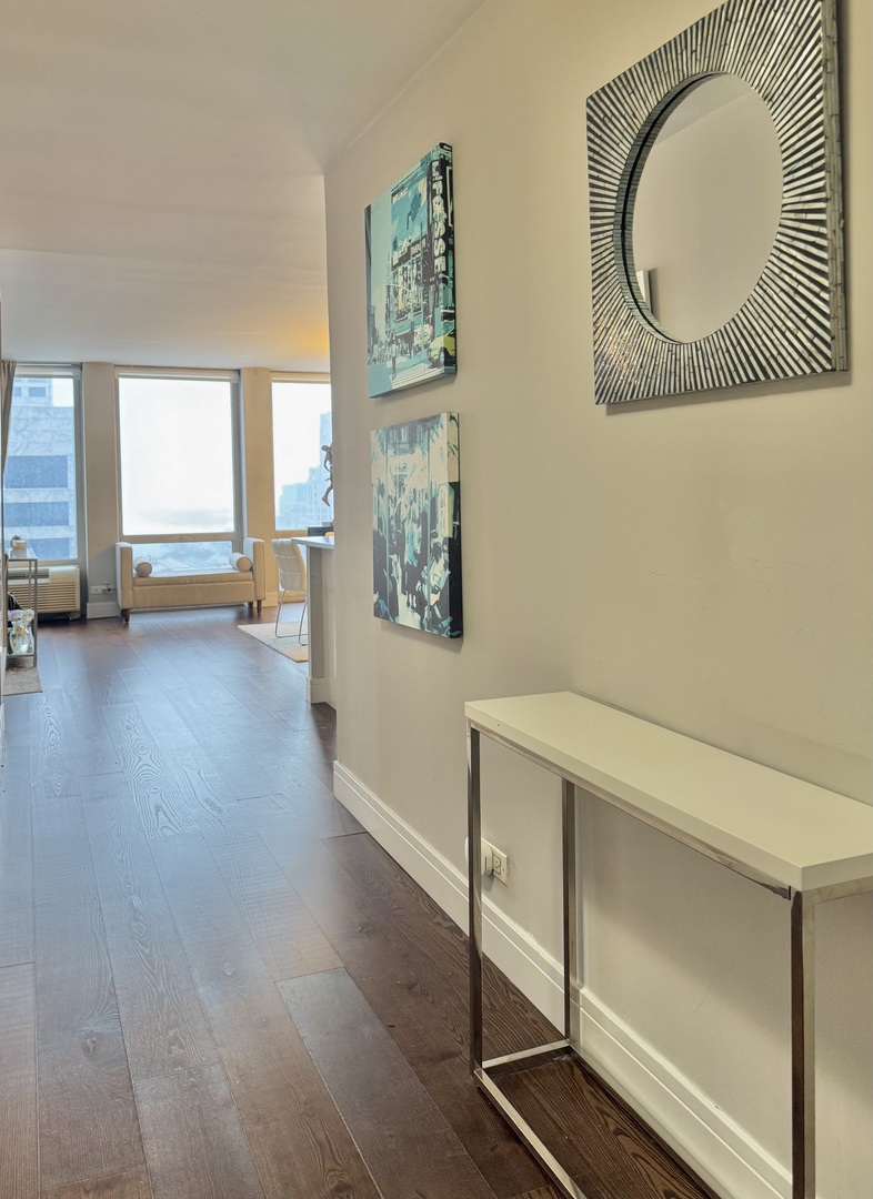 111 E Chestnut Street 17K