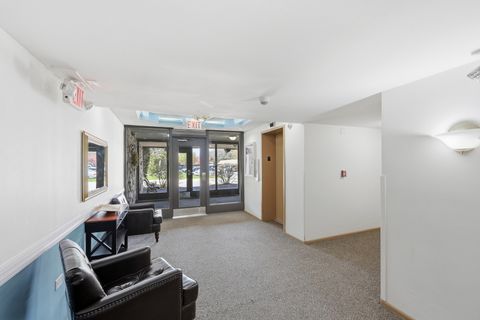 Tiny photo for 1216 S New Wilke Road #307, Arlington Heights, IL 60005 (MLS # 12625014)