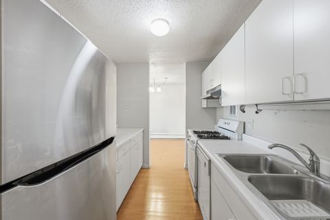 Tiny photo for 1216 S New Wilke Road #307, Arlington Heights, IL 60005 (MLS # 12625014)