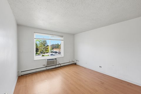 Tiny photo for 1216 S New Wilke Road #307, Arlington Heights, IL 60005 (MLS # 12625014)