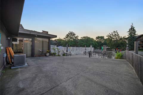 Tiny photo for 13911 James Drive #1011, Crestwood, IL 60418 (MLS # 12713308)