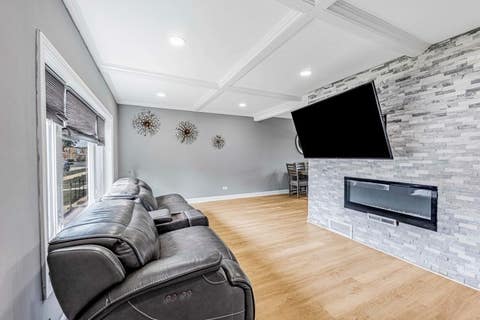Tiny photo for 5227 S Neenah Avenue, Chicago, IL 60638 (MLS # 12681454)