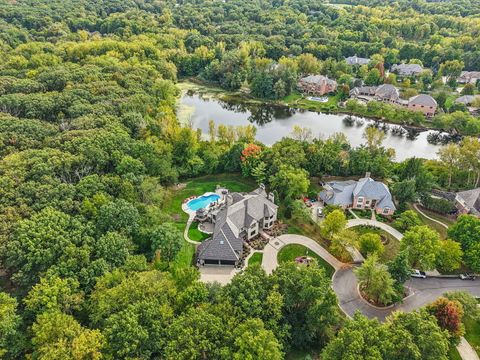 Tiny photo for 3001 Glen Eagles Court, St. Charles, IL 60174 (MLS # 12484091)