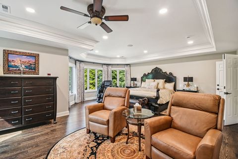 Tiny photo for 3001 Glen Eagles Court, St. Charles, IL 60174 (MLS # 12484091)