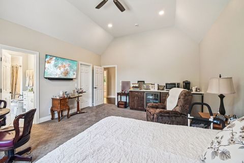 Tiny photo for 3001 Glen Eagles Court, St. Charles, IL 60174 (MLS # 12484091)