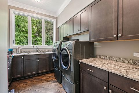 Tiny photo for 3001 Glen Eagles Court, St. Charles, IL 60174 (MLS # 12484091)