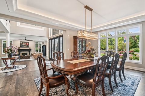 Tiny photo for 3001 Glen Eagles Court, St. Charles, IL 60174 (MLS # 12484091)