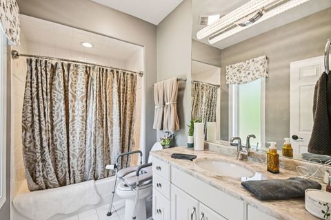 Tiny photo for 3001 Glen Eagles Court, St. Charles, IL 60174 (MLS # 12484091)