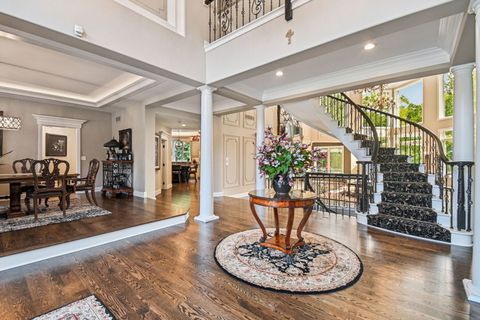 Tiny photo for 3001 Glen Eagles Court, St. Charles, IL 60174 (MLS # 12484091)