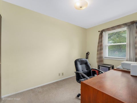 Tiny photo for 531 Redwood Road, Bolingbrook, IL 60440 (MLS # 12618375)