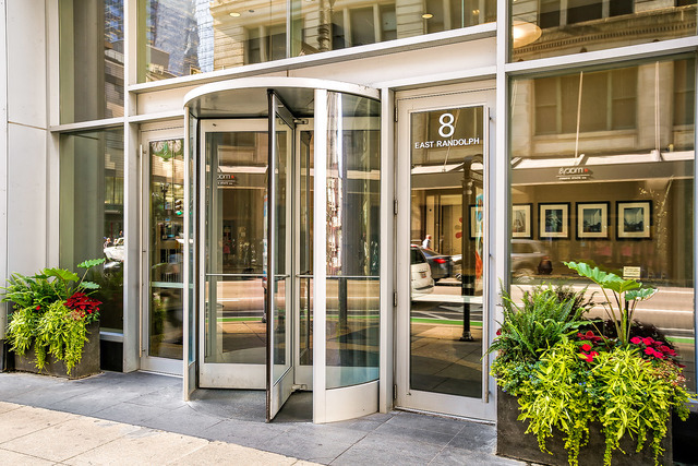 8 E Randolph Street 3203