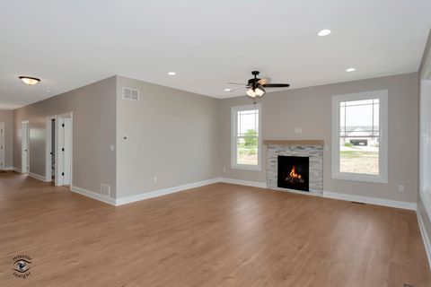 Tiny photo for 392 White Hawk Way, Manteno, IL 60950 (MLS # 12437999)